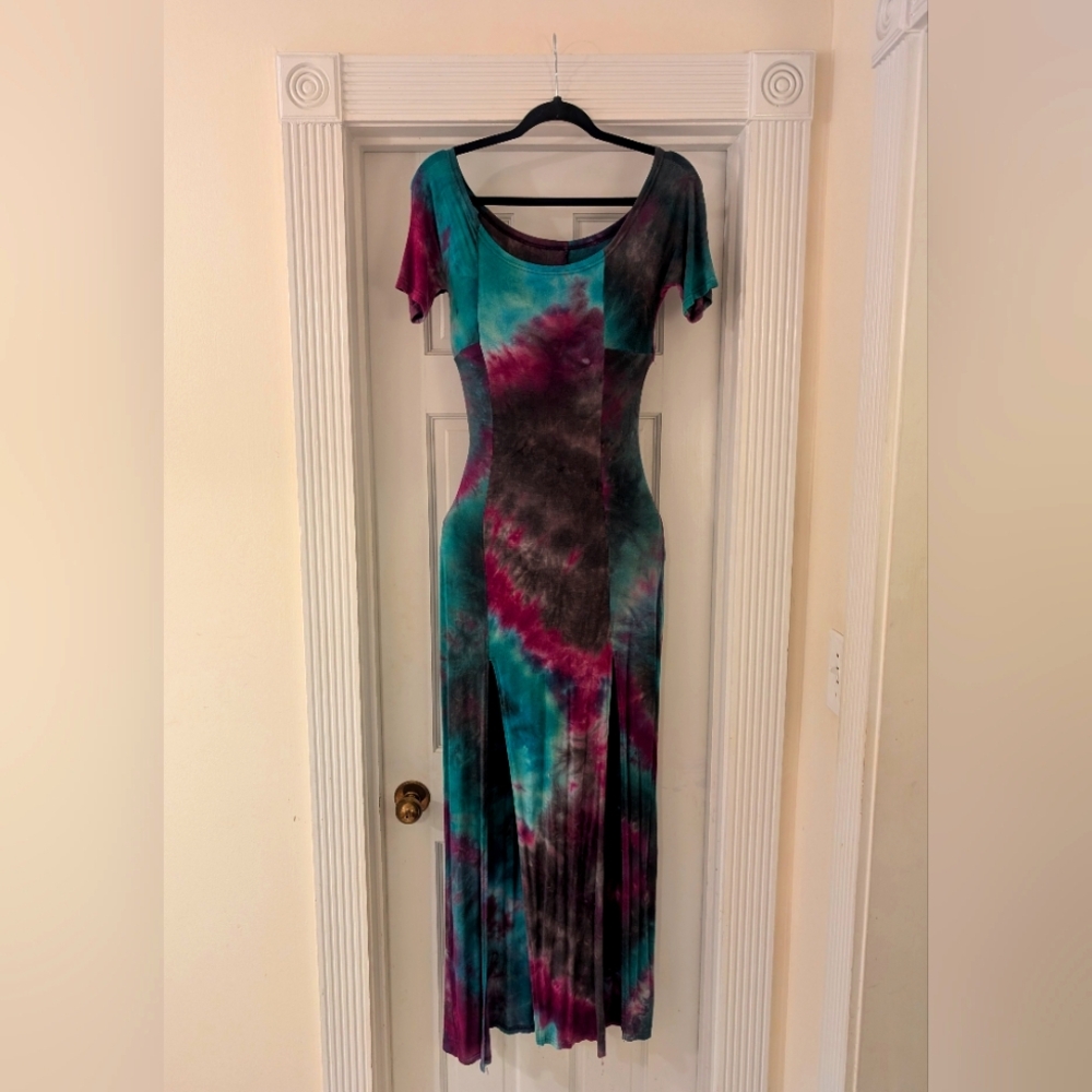 Tie-Dye Goddess Style Double Slit Dress